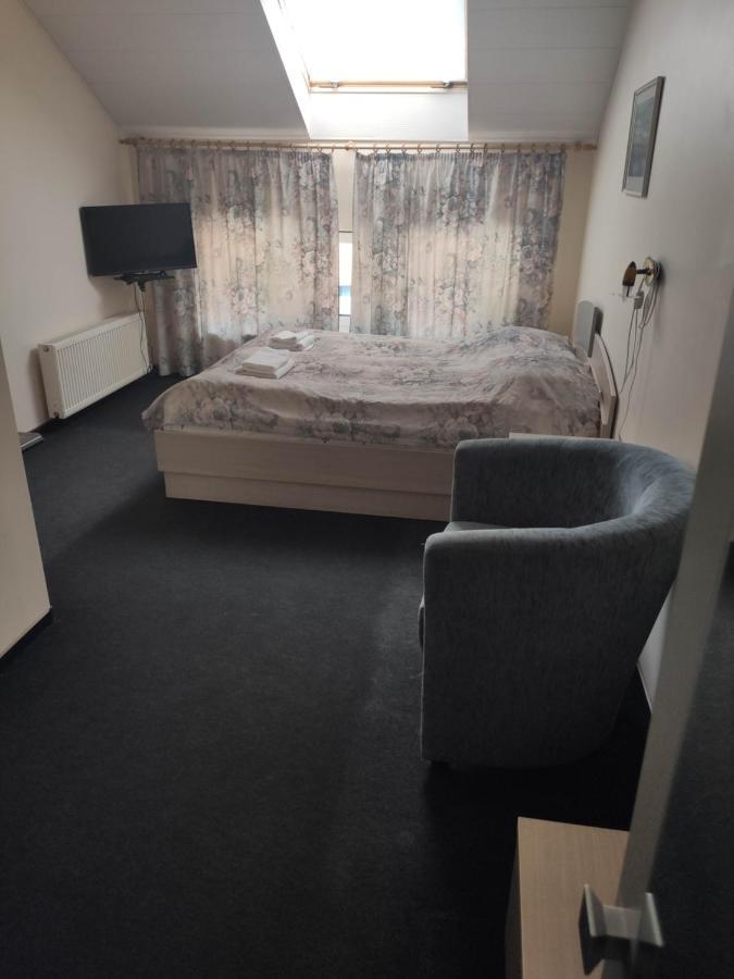 Azuolynas Hotell Juodkrantė Eksteriør bilde
